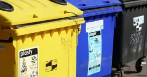 Svoz plastu a papíru proběhne v pondělí 05.01.2026